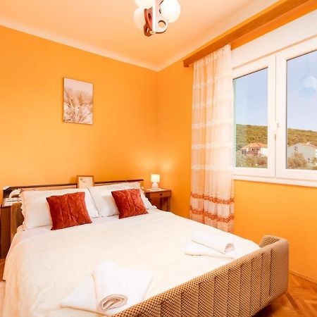 Apartman Tena Punat Exteriör bild