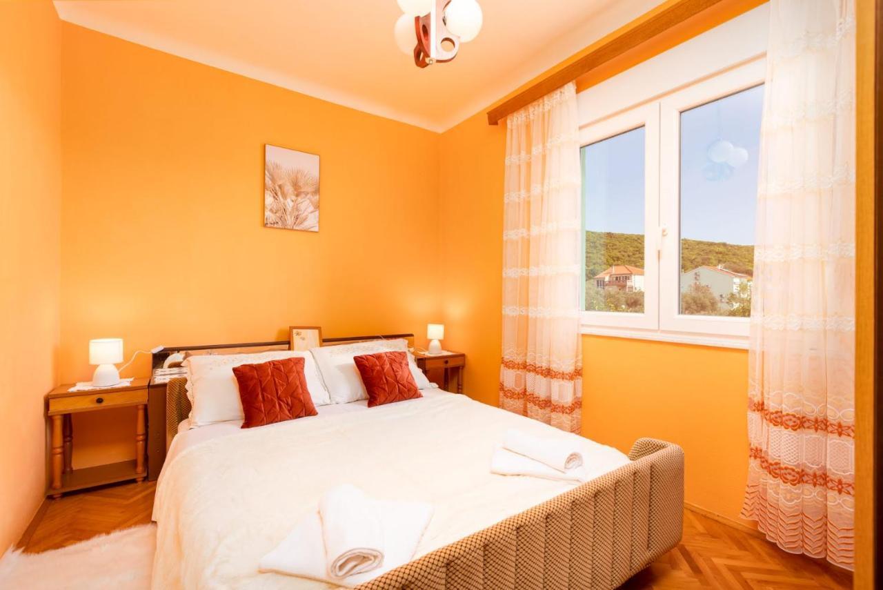 Apartman Tena Punat Exteriör bild